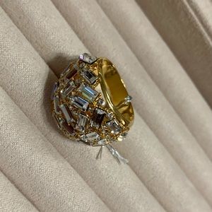 White zircon in 18 gold over sterling silver RING
